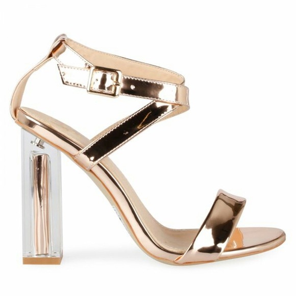 🌟Gold heels🌟 - Picture 1 of 5